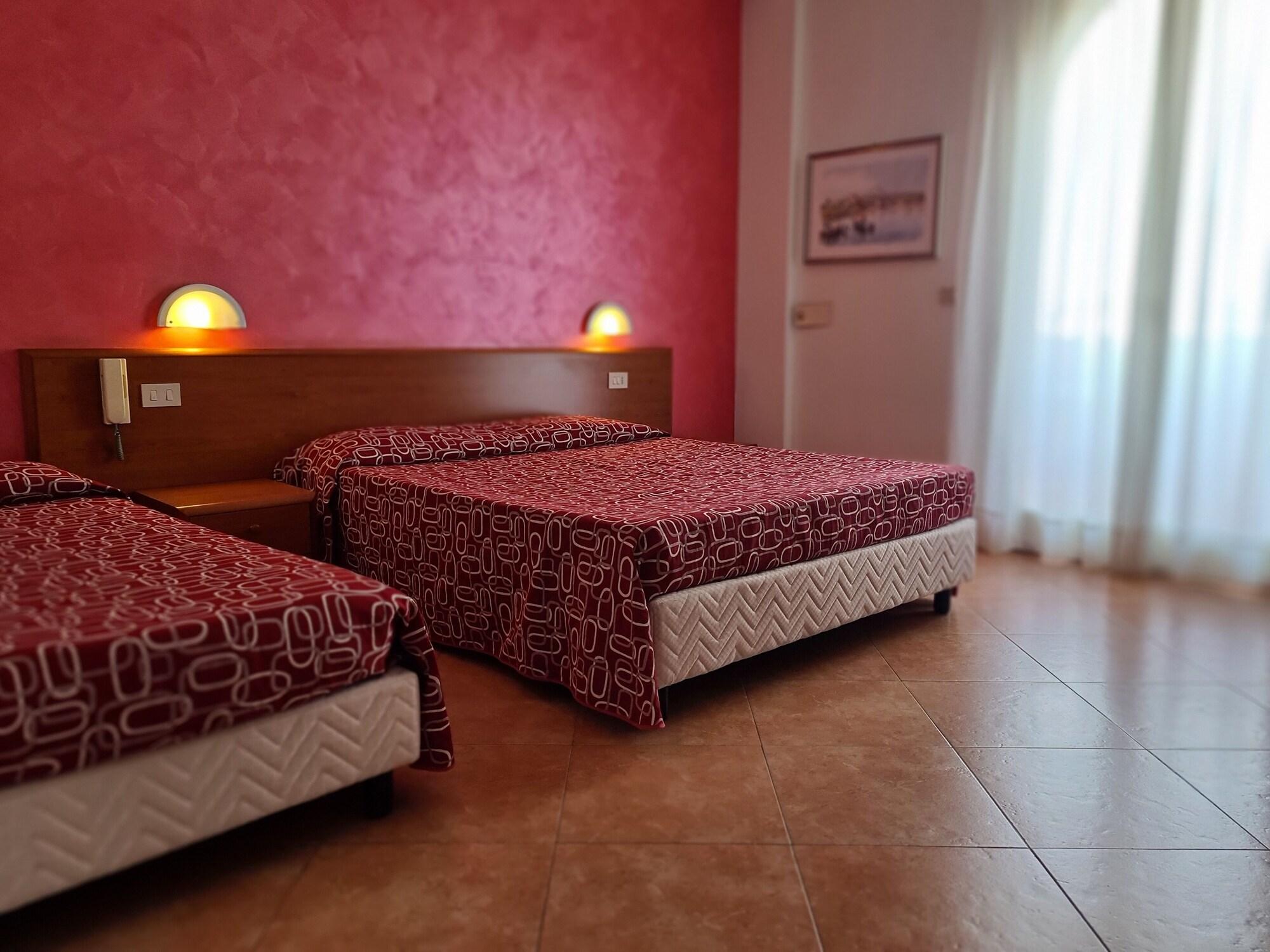 Hotel Alexander Giardini-Naxos Buitenkant foto