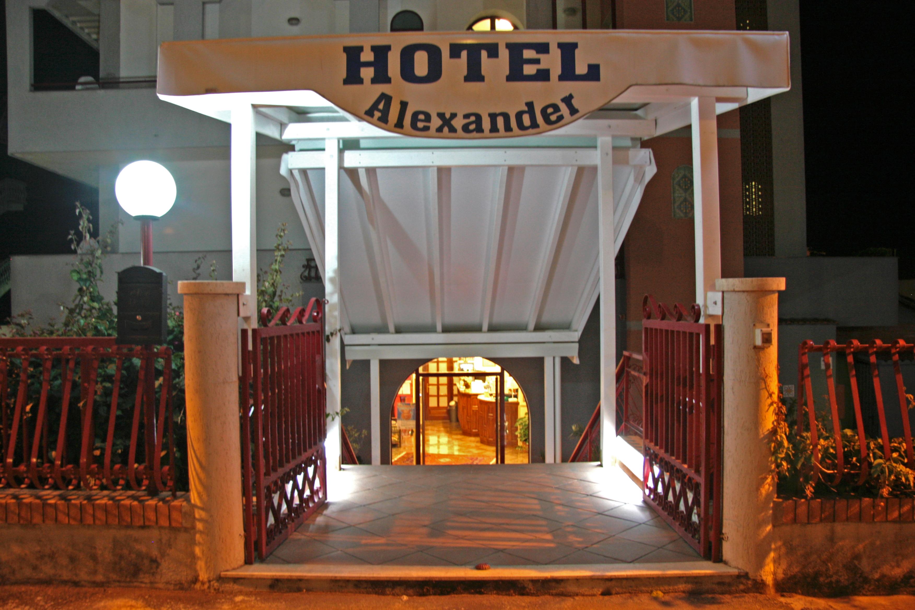 Hotel Alexander Giardini-Naxos Buitenkant foto